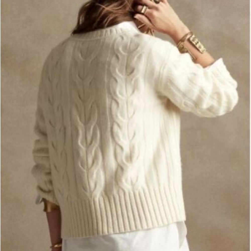 GRAY Banana Republic Cable Knit Sweater